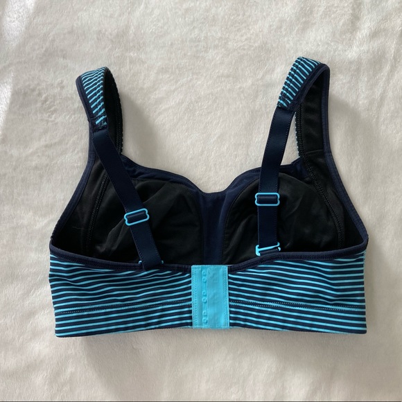 Lululemon Ta Ta Tamer Sports Bra 32C - Picture 2 of 3